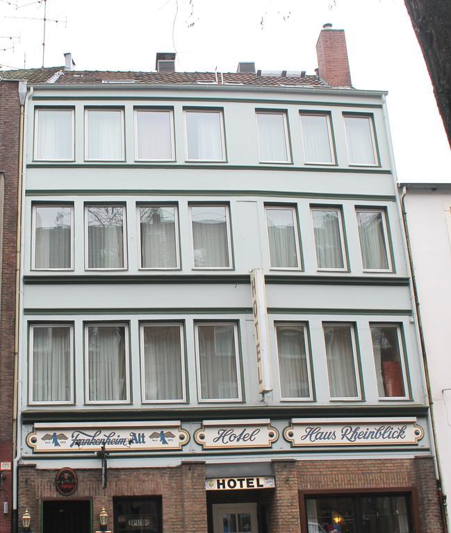 Altstadt Hotel Rheinblick Dusseldorf Bagian luar foto