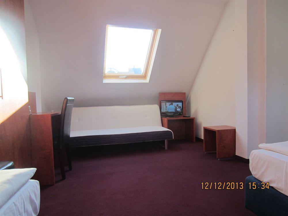 Altstadt Hotel Rheinblick Dusseldorf Bagian luar foto