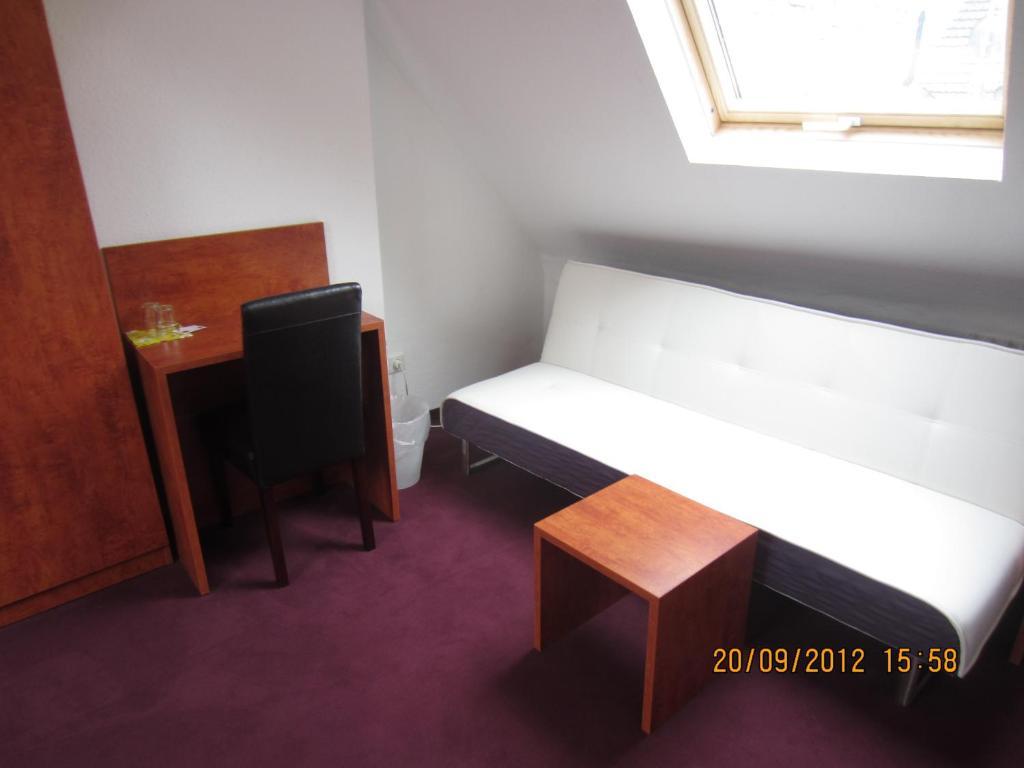 Altstadt Hotel Rheinblick Dusseldorf Bagian luar foto