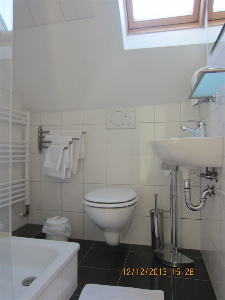Altstadt Hotel Rheinblick Dusseldorf Bagian luar foto